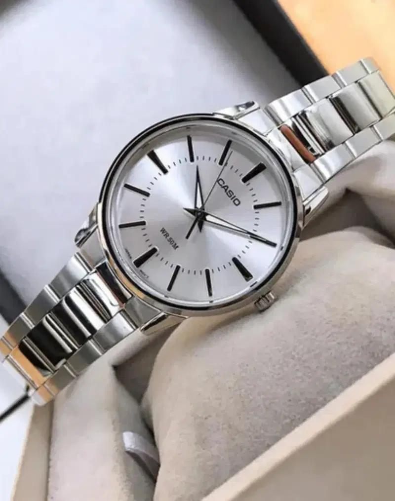 CASIO ANALOGUE UNISEX WATCH