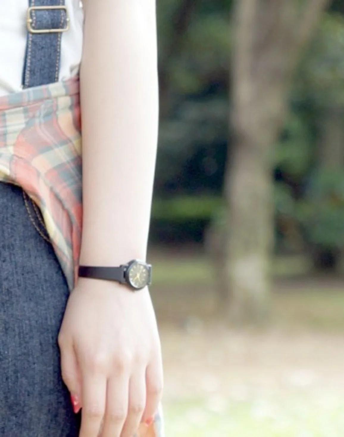 CASIO BLACK RESIN WOMEN'S WATCH